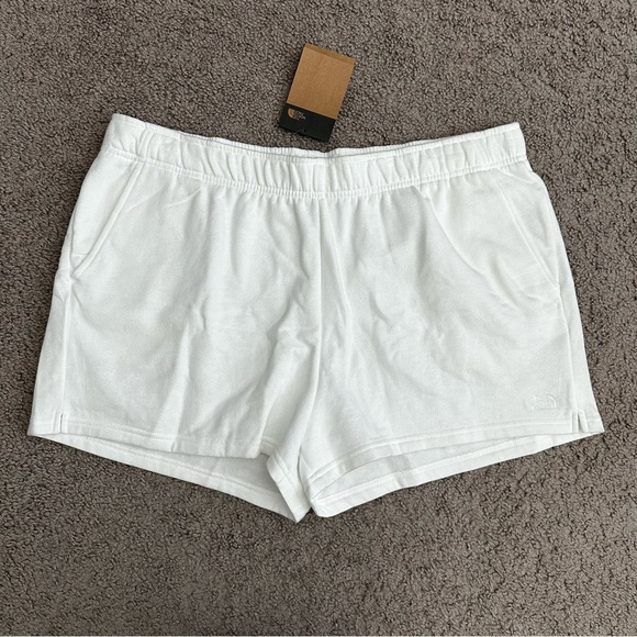 The North Face Short Womens Size XXL White Half Dome Fleece - Picture 1 of 12